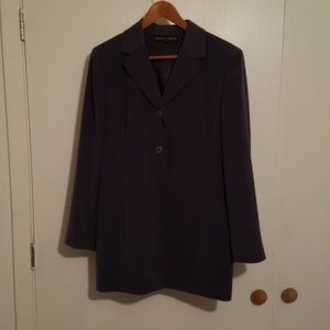 Kasper & Company 2 Button Blazer. Size: L